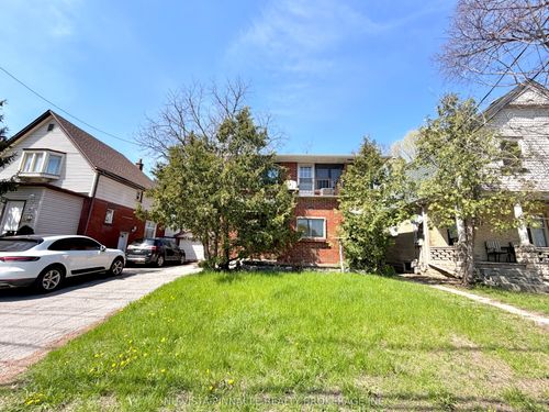101 Oxford Street W, London North, ON, N6H1R8 | Card Image