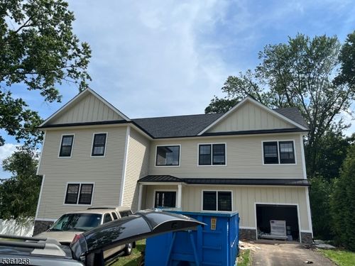52 Skylark Pl, Clark, NJ, 07066-2627 | Card Image