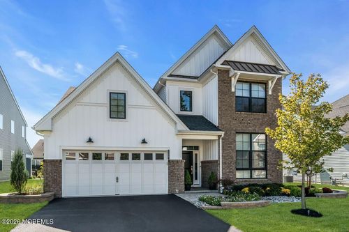 127 Grandview Cir, Farmingdale, NJ, 07727-4103 | Card Image
