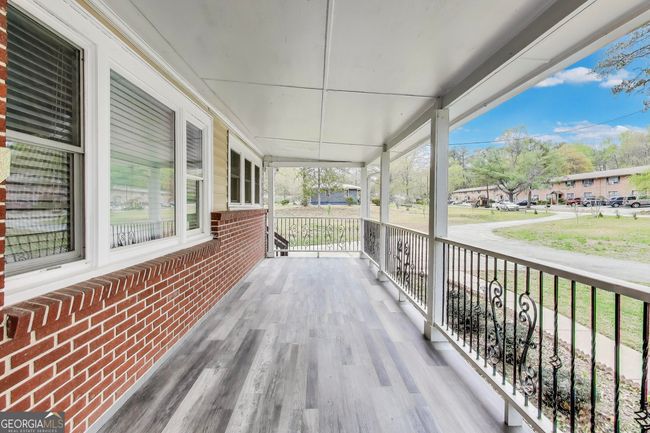 150 Burke St Se, House other with 4 bedrooms, 2 bathrooms and null parking in Marietta GA | Image 5
