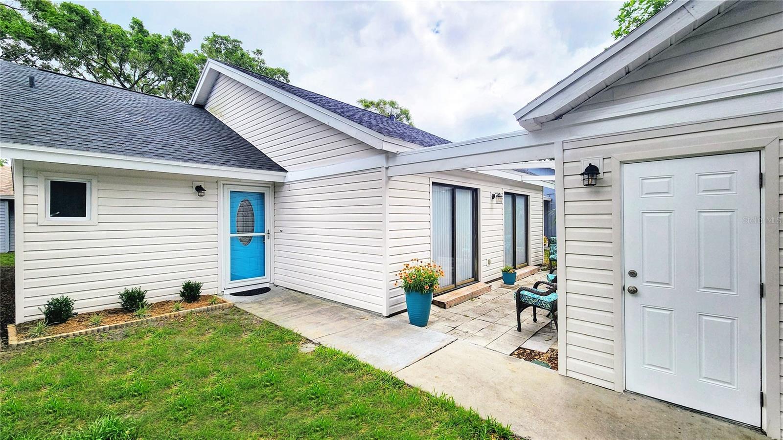Darby Ct, Dunedin, FL 34698
