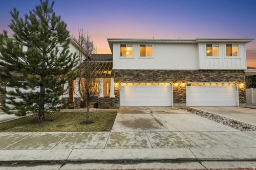 805-190 E White Spruce Cv, Sandy, UT, 84070-0209 | Card Image