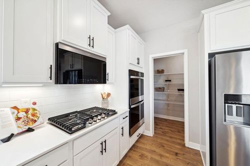 6102 Jensen Ave S, Cottage Grove, MN, 55016 | Card Image
