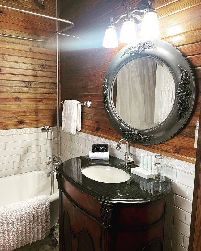 112 E Burnet St, Home with 0 bedrooms, 0 bathrooms and null parking in Llano TX | Image 25