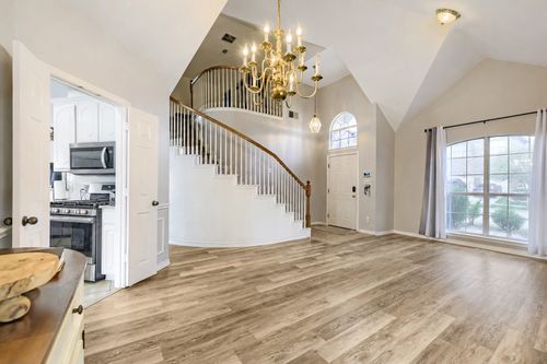 5016 Coral Creek Dr, Fort Worth, TX, 76135-1831 | Card Image