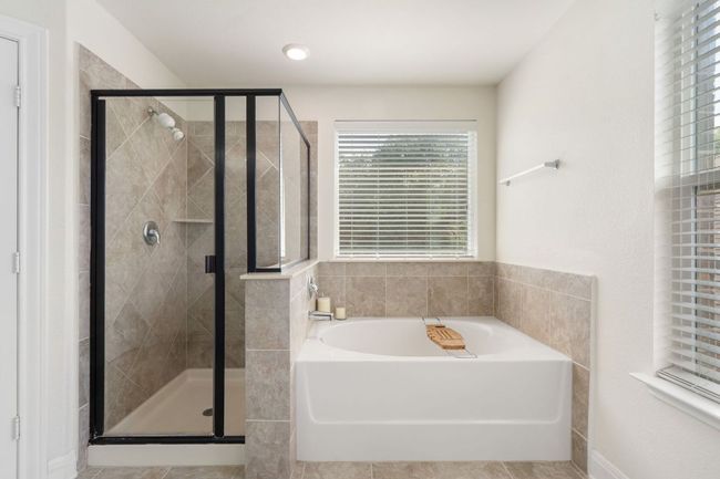 1724 Bovina Dr, House other with 4 bedrooms, 3 bathrooms and 6 parking in Leander TX | Image 24
