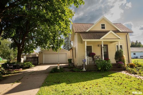 403 4th St, Durant, IA, 52747-9703 | Card Image