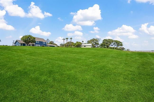 11320 Cedar Gully Rd, House other with 3 bedrooms, 2 bathrooms and 3 parking in Beach City TX | Image 40