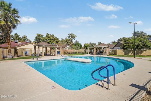 811 E Linda Lane, Gilbert, AZ, 85234 | Card Image