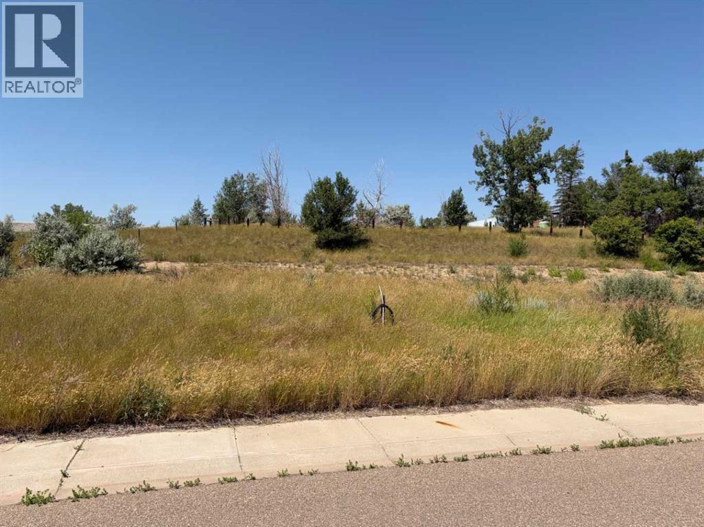 Land in Medicine Hat 2