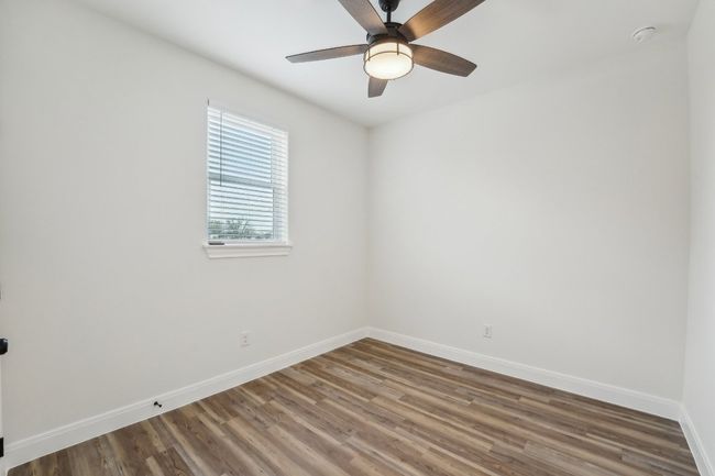 Bedroom 2 with luxury vinyl floor | Image 26