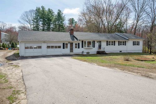 422 Main Dunstable Road, Nashua, NH, 03063 | Card Image