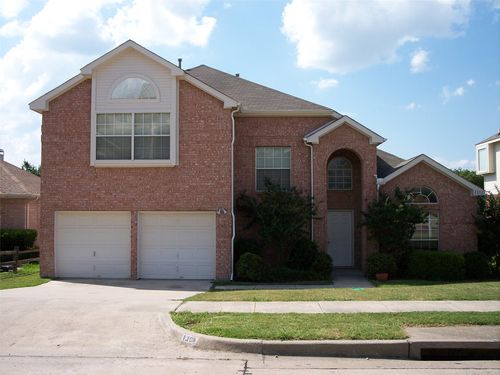 1353 Barclay Dr, Carrollton, TX, 75007-2871 | Card Image