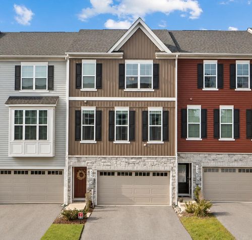 630 Cross Chase Dr, MILLERSVILLE, MD, 21108-1810 | Card Image