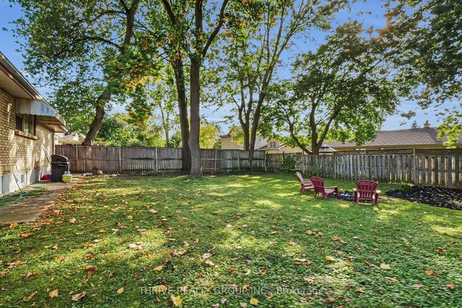 371 High St, House other with 3 bedrooms, 2 bathrooms and 2 parking in London ON | Image 25