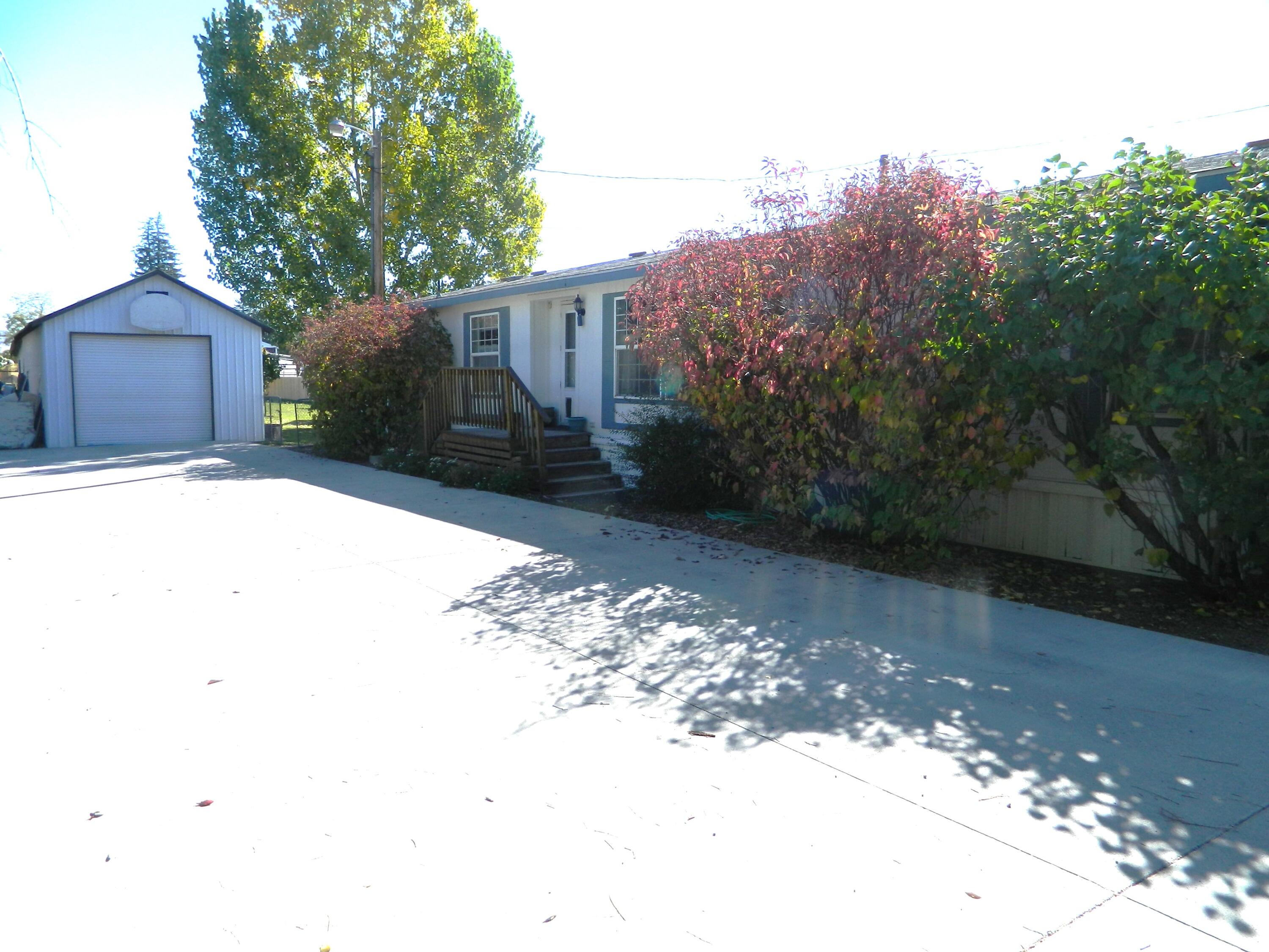 Altamont Dr, Klamath Falls, OR 97603
