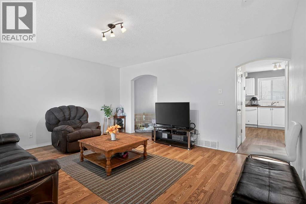 Residential in Chestermere 4