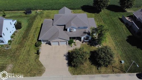 2340 Skyline Dr, Carroll, IA, 51401-3457 | Card Image