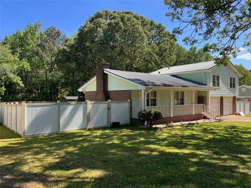 2768 Majestic Cir, Dacula, GA, 30019-1453 | Card Image