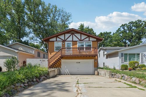 1228 N Lake Shore Dr, Round Lake Beach, IL, 60073-2608 | Card Image