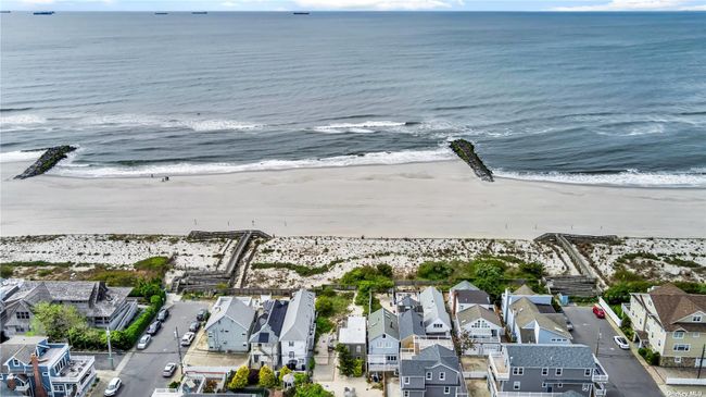 839 Oceanfront, House other with 2 bedrooms, 2 bathrooms and null parking in Long Beach NY | Image 7