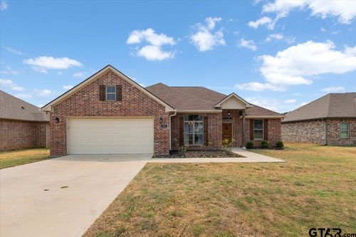 124 Rose Row Ln, Winona, TX, 75792-4913 | Card Image