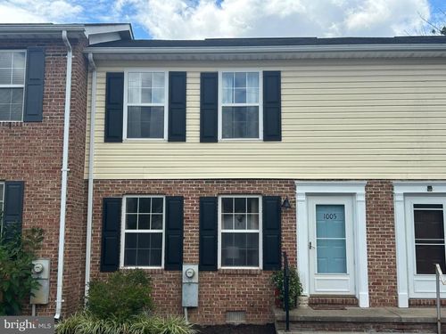 1005 Locust Street, STEPHENS CITY, VA, 22655 | Card Image