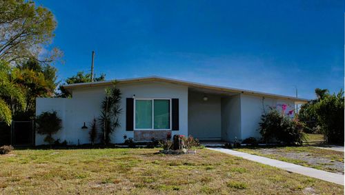 100 Se Celestia Ct, Port St. Lucie, FL, 34983-2120 | Card Image