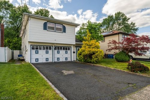 2851 Debra Way, Union, NJ, 07083-4112 | Card Image