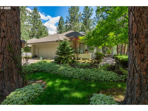 60845 Willow Creek Loop, Bend, OR, 97702-9306 | Card Image