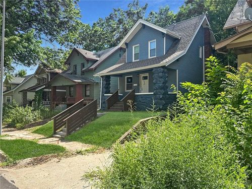 3020 Walrond Ave, Kansas City, MO, 64128-1625 | Card Image