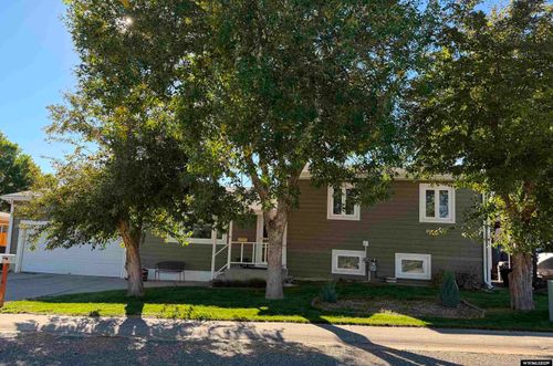 112 Susan Kay Ave, Thermopolis, WY, 82443 | Card Image