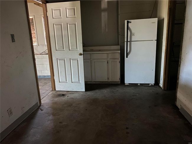 8420 Airport Rd, Home with 0 bedrooms, 0 bathrooms and null parking in Berkeley MO | Image 15
