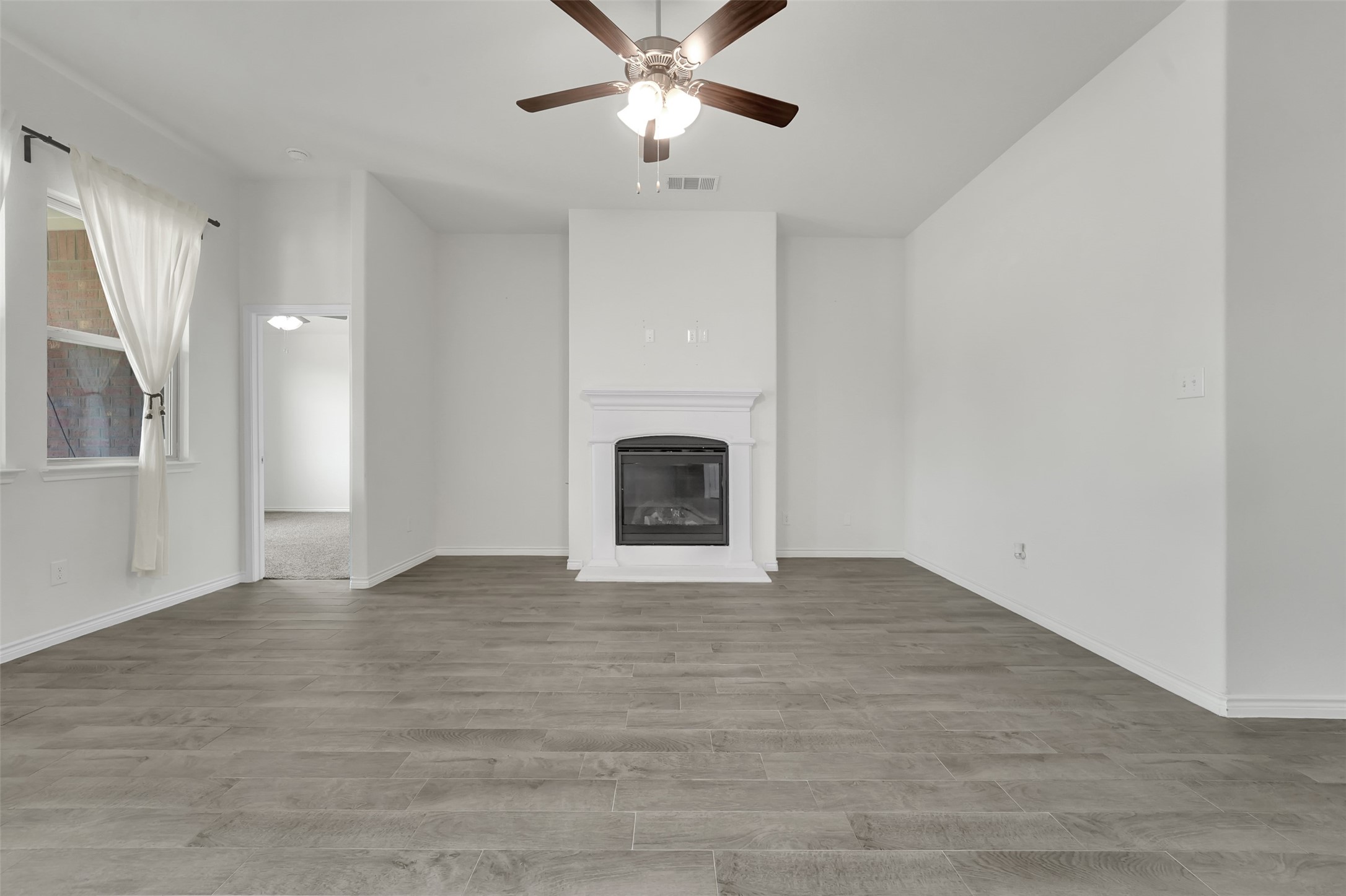 Residential Lease in Aubrey 4