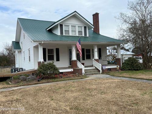 204 Spencers Ave, South Mills, NC, 27976-9782 | Card Image