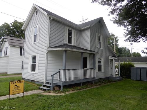 645 Alder St, Coshocton, OH, 43812-2517 | Card Image