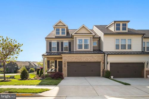 19877 Silvery Blue Ter, ASHBURN, VA, 20147-2558 | Card Image