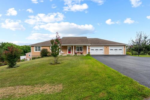 409 Whispering Pines Rd, Max Meadows, VA, 24360-3318 | Card Image