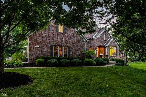 4214 Riverbirch Run, Zionsville, IN, 46077-9281 | Card Image