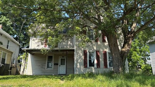756 Brown St, Akron, OH, 44311-1854 | Card Image