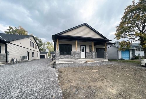 4-lower-level-13 Valley Rd, Saint Catharines, ON, L2S1Y7 | Card Image