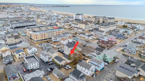 c-7 Perkins Ave, Hampton, NH, 03842-3232 | Card Image