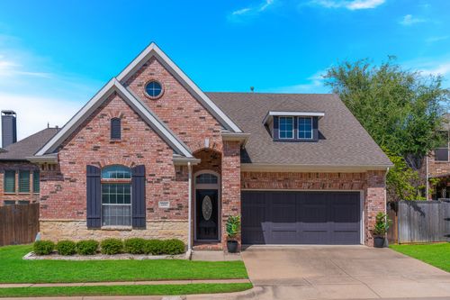 2207 Eagles Nest Dr, Euless, TX, 76039-6069 | Card Image