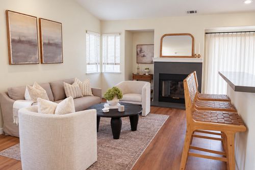 135 Kalley Dr, GOLETA, CA, 93117-1081 | Card Image