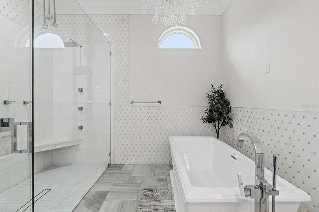 2819 Safe Harbor Dr, House other with 4 bedrooms, 5 bathrooms and null parking in Tampa FL | Image 40