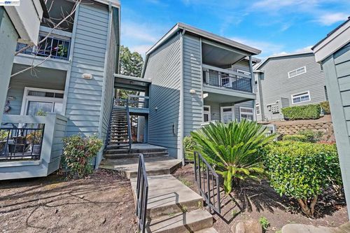 h-7815 7815 Canyon Meadow Cir, Pleasanton, CA, 94588 | Card Image