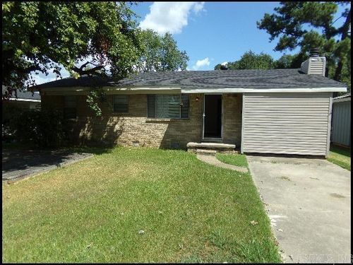 1112 Hickman St, Jacksonville, AR, 72076-4804 | Card Image