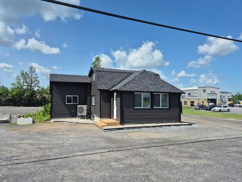 2775 Carp Rd, Carp, ON, K0A1L0 | Card Image