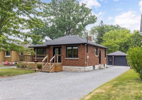 main-3272 Frances Avenue, Niagara Falls, ON, L2J2H8 | Card Image