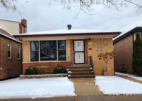 11027 S Avenue M, Chicago, IL, 60617-6940 | Card Image